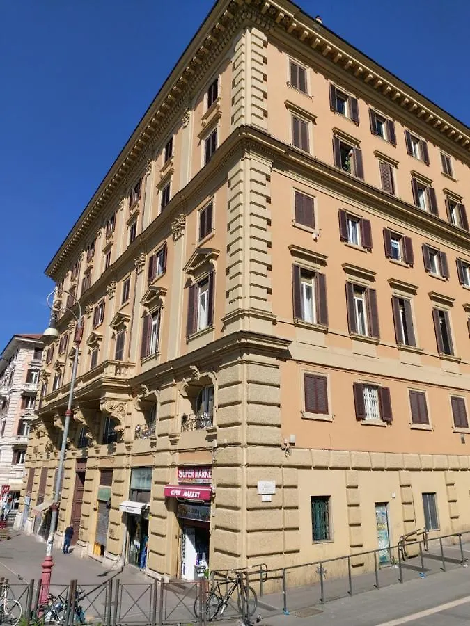 ゲストハウス Flamina 9 B&B イタリア